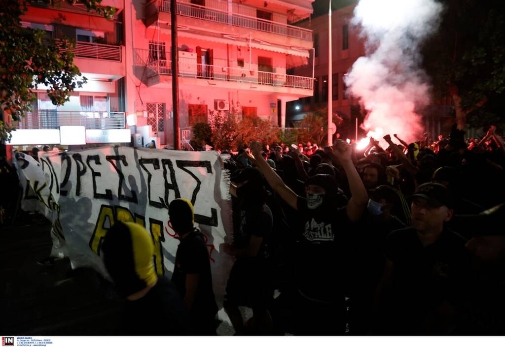 Άρης: Βγήκε στους δρόμους ο κόσμος - Πορεία διαμαρτυρίας για το -6 (photos)