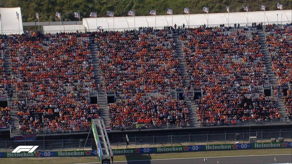 Formula 1: Ο... γηπεδούχος Φερστάπεν πήρε την pole position (photos)