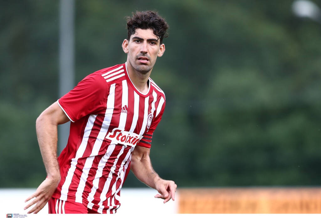 Ολυμπιακός: Στο λιμάνι έως το 2024 ο Μπουχαλάκης