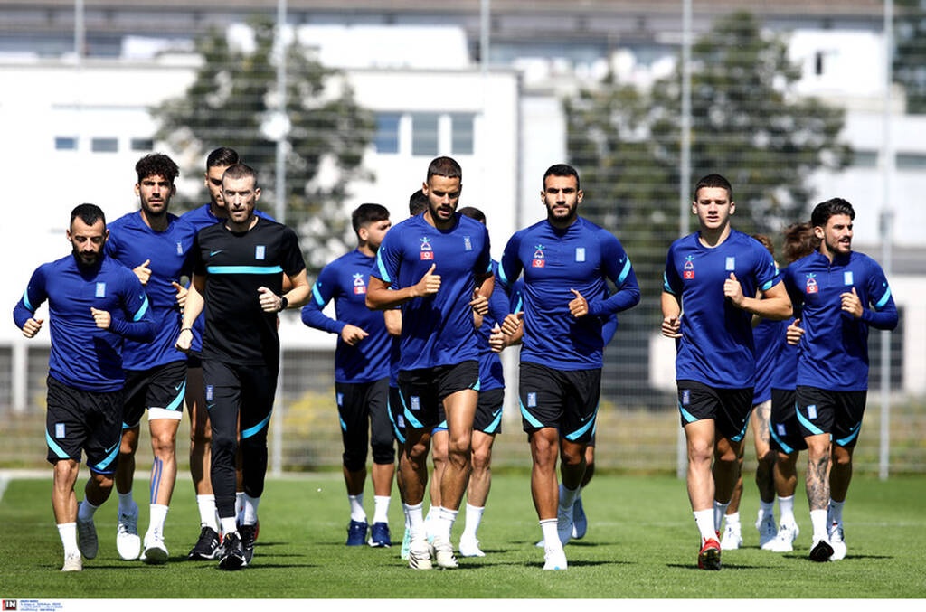 Κόσοβο-Ελλάδα: Εκπλήξεις από τον Φαν'τ Σχιπ - Βασικός ο Δουβίκας