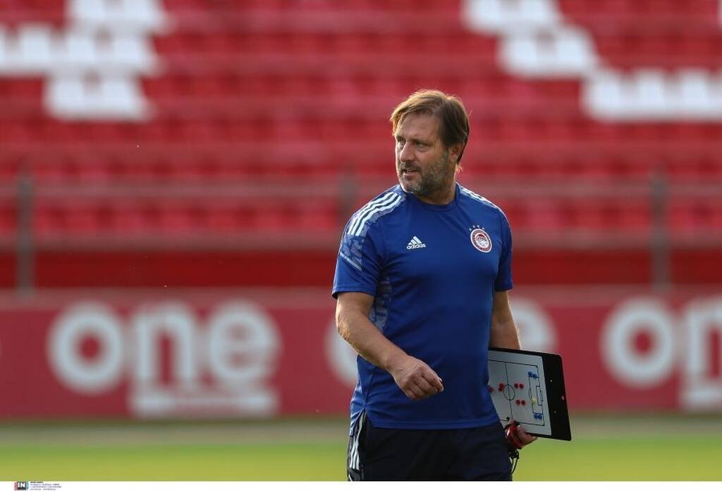 Πωρωτικό μήνυμα Μαρτίνς για το πρωτάθλημα - «Πάμε Ολυμπιακάρα» (photo)