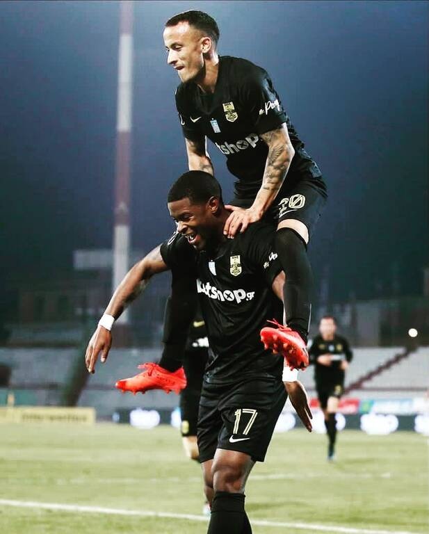 Βρήκε τη νέα του ομάδα του Έργκους Κάτσε (photos)