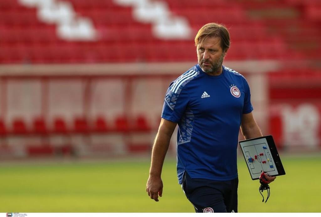 Πωρωτικό μήνυμα Μαρτίνς για το πρωτάθλημα - «Πάμε Ολυμπιακάρα» (photo)