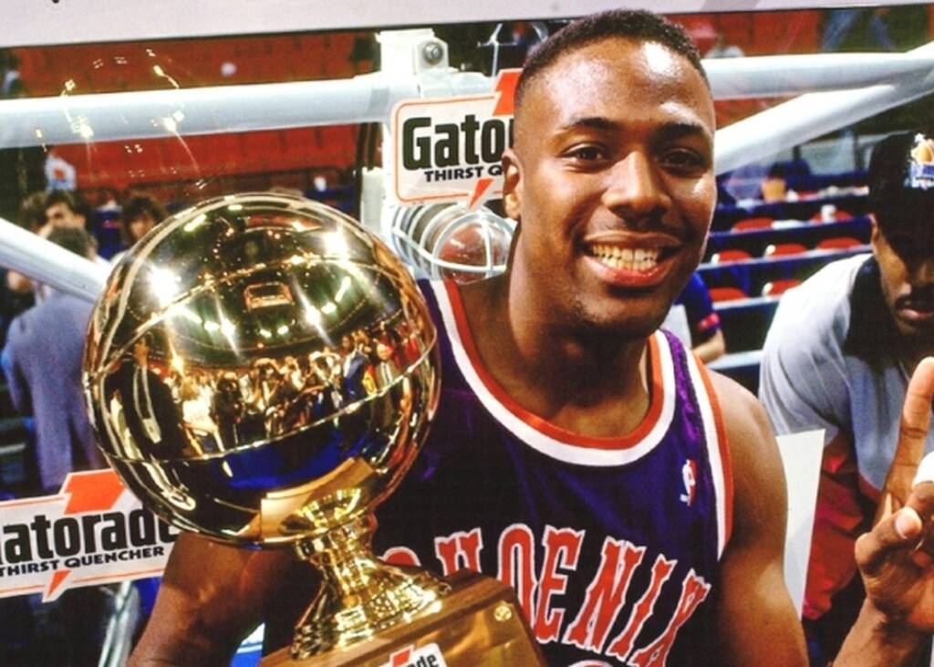 Συγκλονίζει ο Σεμπάλος: «Προσευχηθείτε για μένα» - Στη ΜΕΘ με κορονοϊό (photos)