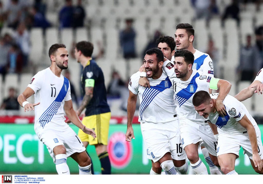 Ελλάδα-Σουηδία 2-1: Οι αγκαλιές στον Φαν’τ Σχιπ και οι έξαλλοι πανηγυρισμοί στο ΟΑΚΑ! (video+photos)