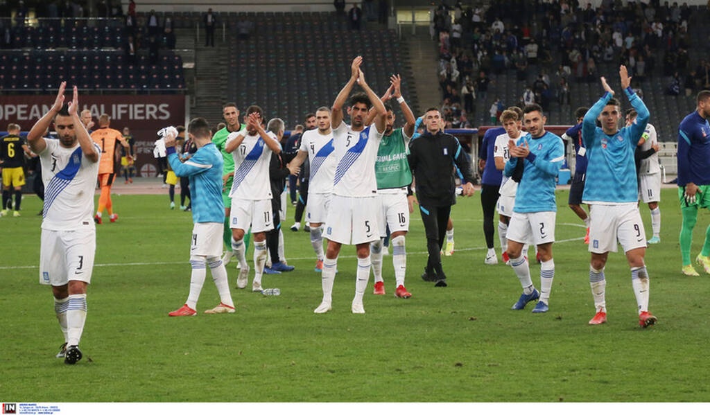 Ελλάδα-Σουηδία 2-1: Οι αγκαλιές στον Φαν’τ Σχιπ και οι έξαλλοι πανηγυρισμοί στο ΟΑΚΑ! (video+photos)