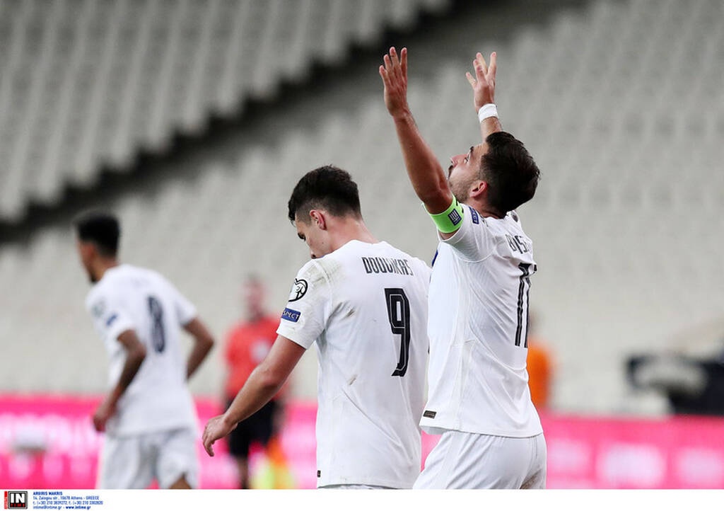 Ελλάδα-Σουηδία 2-1: «Οδηγός η νίκη, παίξαμε και για τον Φαν’τ Σχιπ», τόνισε ο Μπακασέτας (video)
