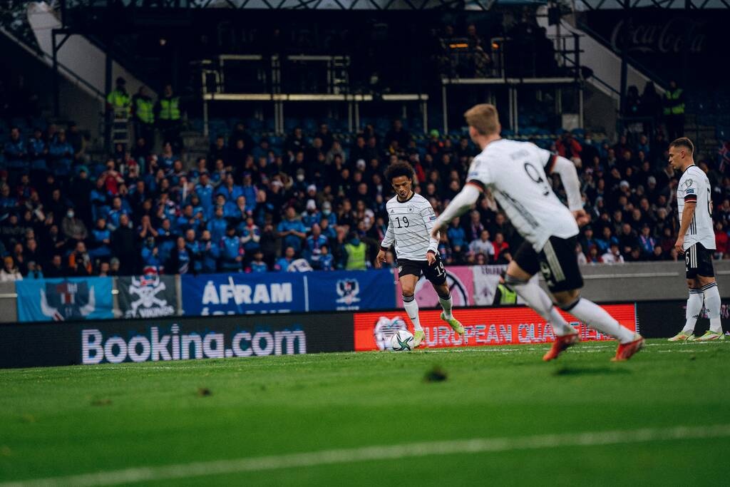 Προκριματικά Μουντιάλ 2022: Τρόμος στον αέρα – Αναγκαστική προσγείωση της Γερμανίας! (photos)