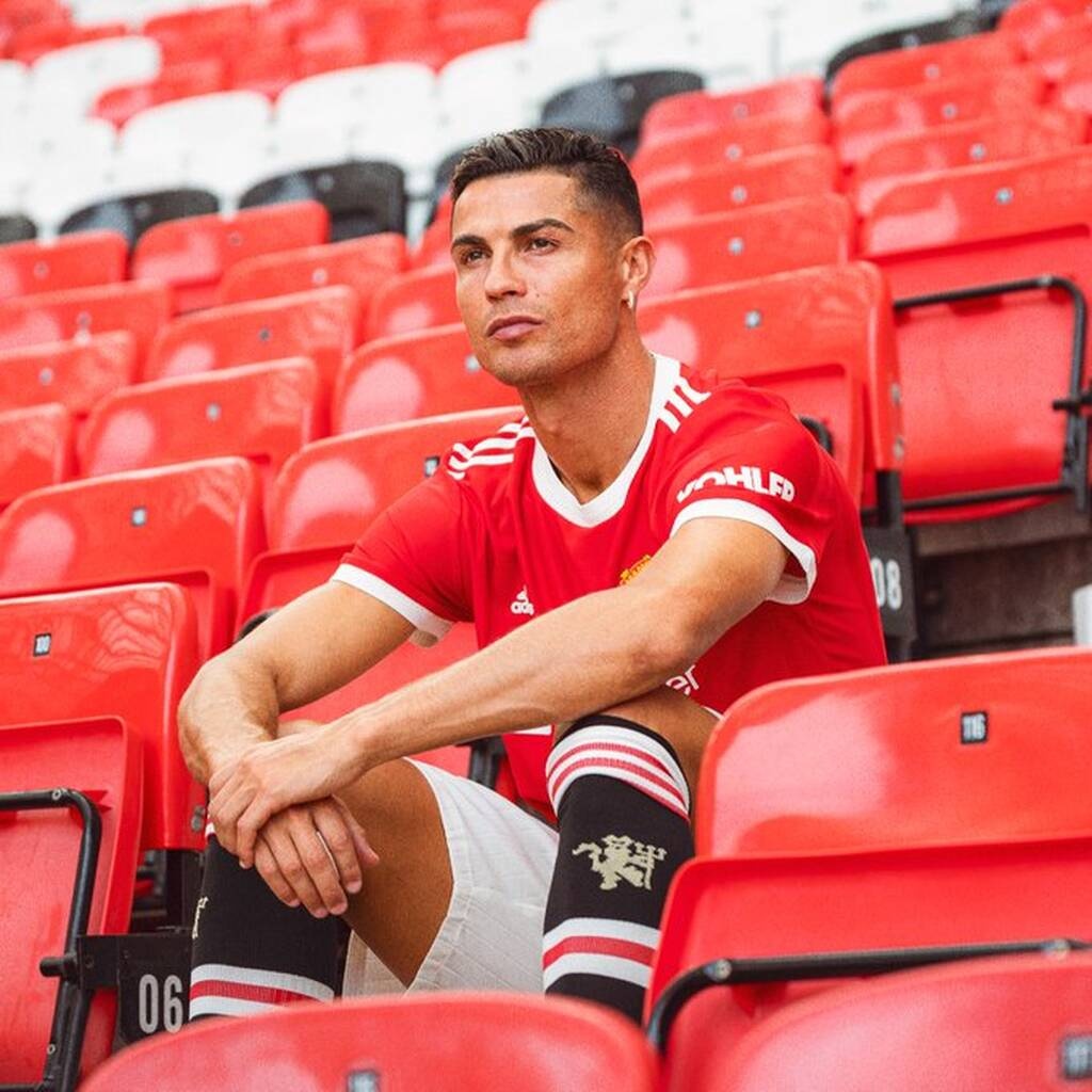 Κριστιάνο Ρονάλντο: Η ώρα της επιστροφής  - Τότε κάνει το ντεμπούτο με την Μάντσεστερ Γιουνάιτεντ