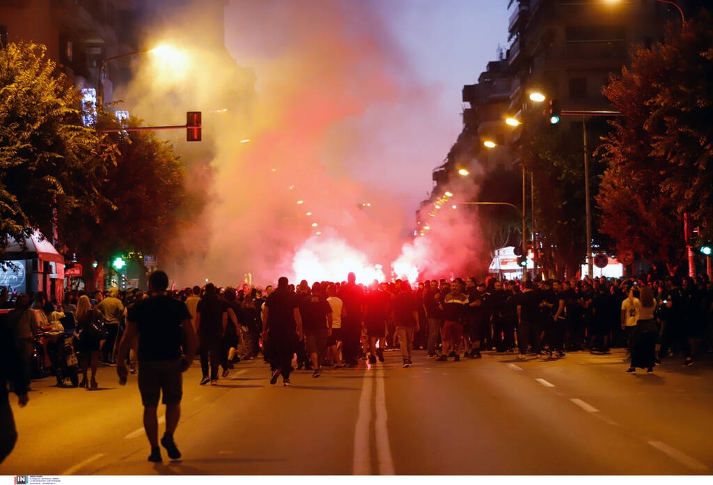 Πορεία οπαδών του ΠΑΟΚ