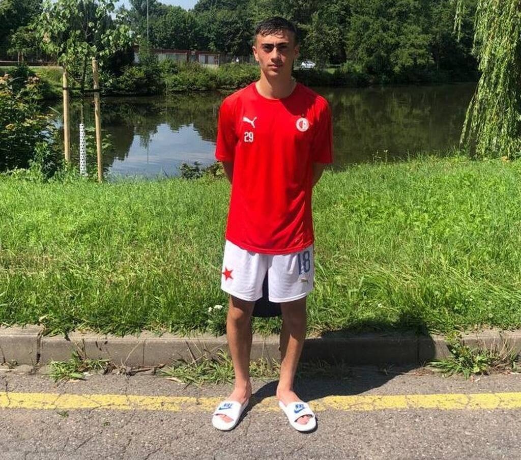 Από την ΑΕΠ Κοζάνης στη Σλάβια Πράγας 16χρονος μέσος!