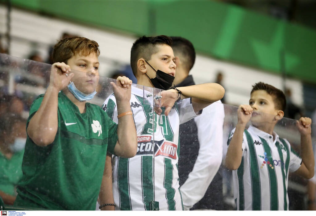 Παναθηναϊκός-Απόλλων Σμύρνης: Οπαδοί ξανά έπειτα από 40 μήνες - Τρέλα για Βιτάλ! (video+photos)