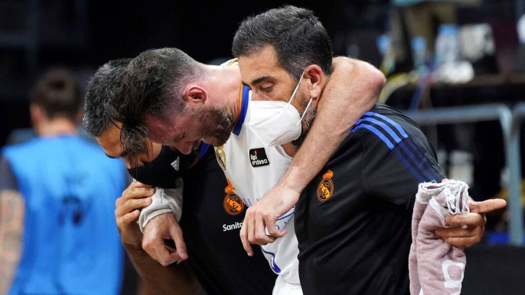 Ρεάλ Μαδρίτης: Αγωνία για Ρούντι Φερνάντεθ (photos)