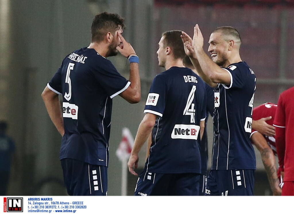 Κυριάκος Παπαδόπουλος: Επέστρεψε, αποδοκιμάστηκε και έστειλε μήνυμα - «Τα καλύτερα έρχονται»