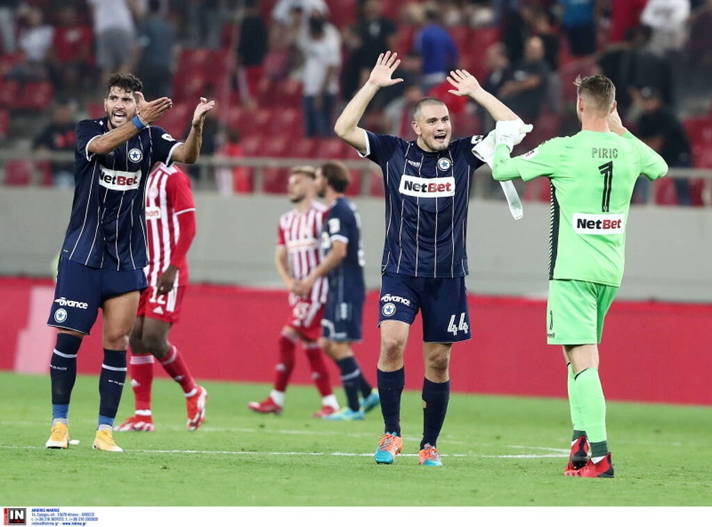 Κυριάκος Παπαδόπουλος: Επέστρεψε, αποδοκιμάστηκε και έστειλε μήνυμα - «Τα καλύτερα έρχονται»