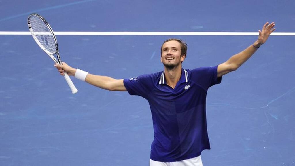 US Open: Νέος «βασιλιάς» ο Μεντβέντεφ - Πρώτο Grand Slam κόντρα στον Τζόκοβιτς
