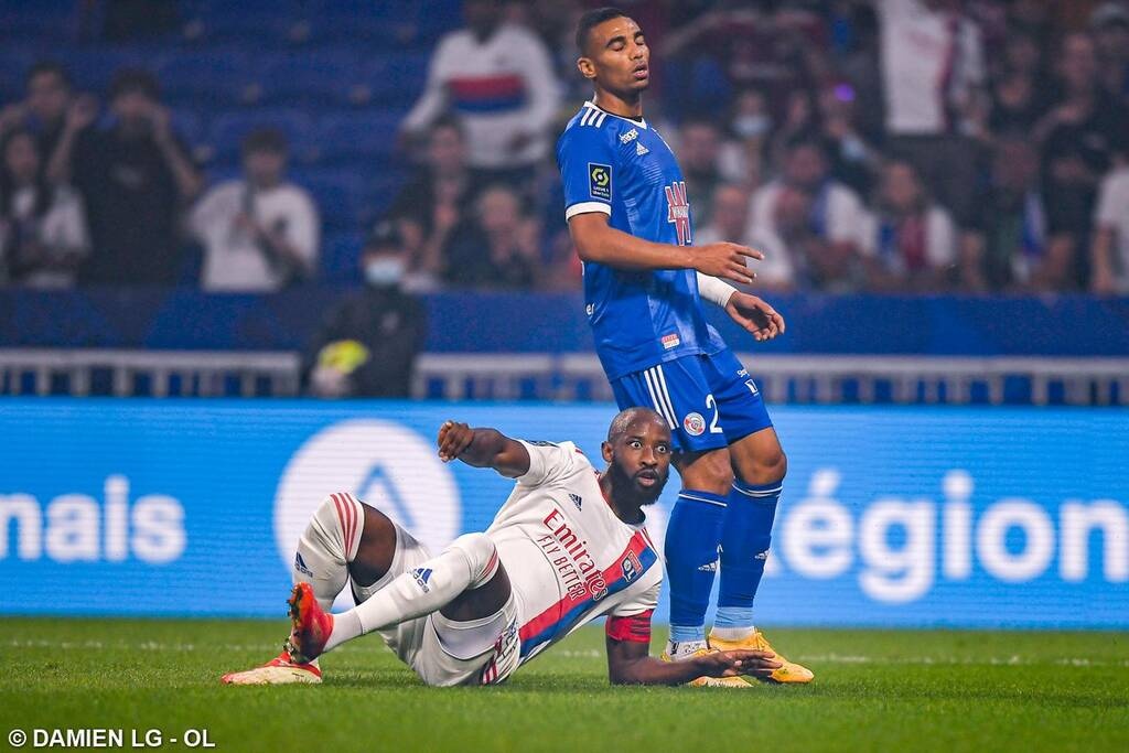 Ligue 1: Άνετη νίκη για τη Λιόν (photos)