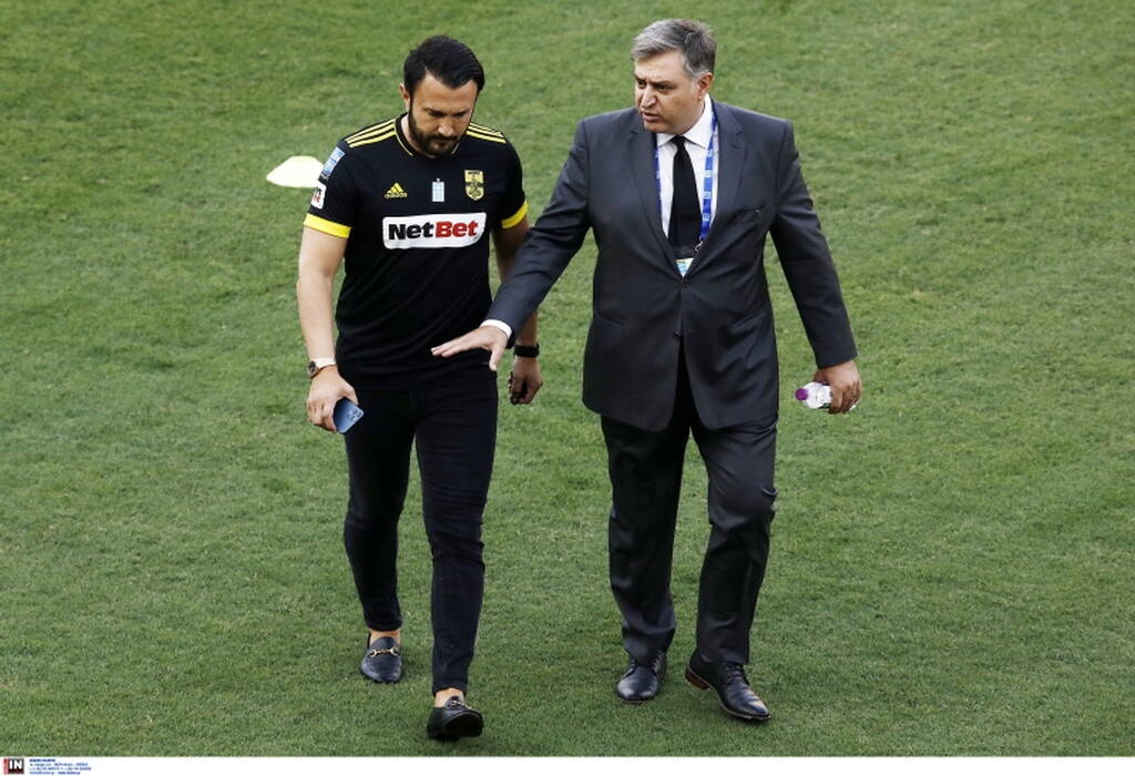 Άρης-ΟΦΗ: Με φανέλα Καμαρά στο γήπεδο ο Καρυπίδης (photos)