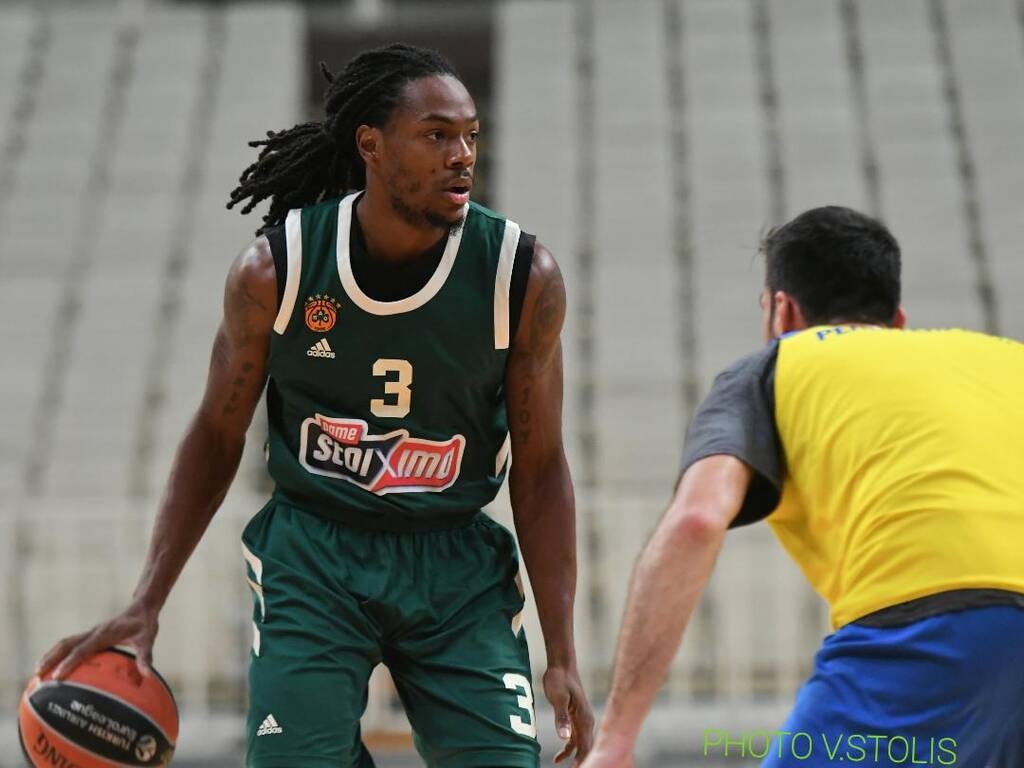 Πέρι στο Onsports για Παναθηναϊκό: «Πεινασμένη η ομάδα, μαχητής εγώ - Αυτά θέλει ο Πρίφτης»