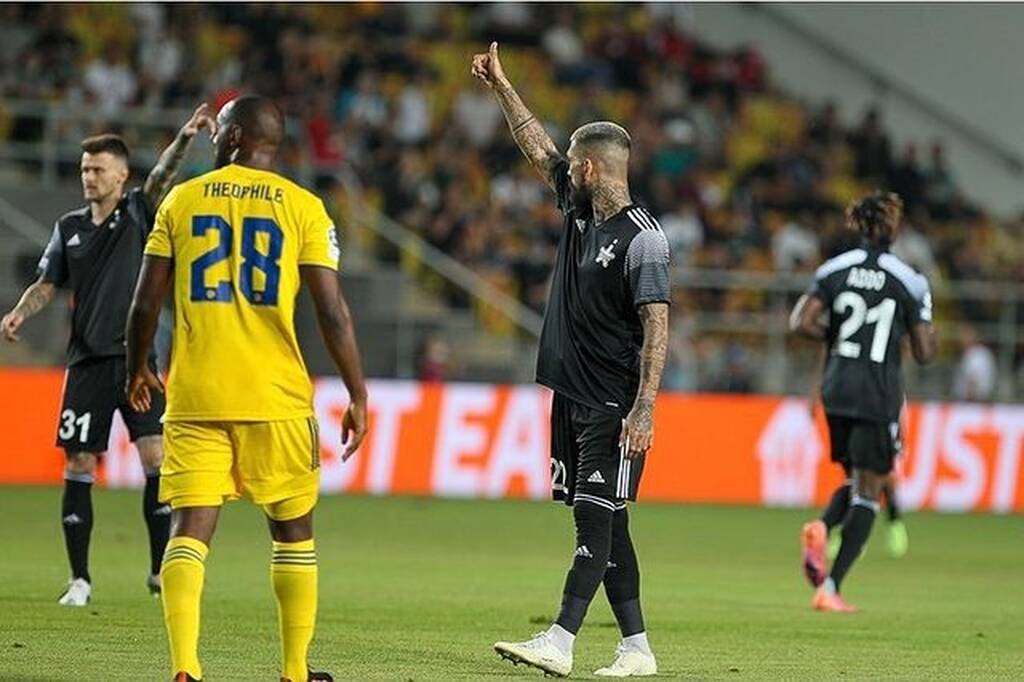 Champions League: Αθανασιάδης-Κολοβός, όπως Καραγκούνης-Κατσουράνης πριν από 15 χρόνια! (video)