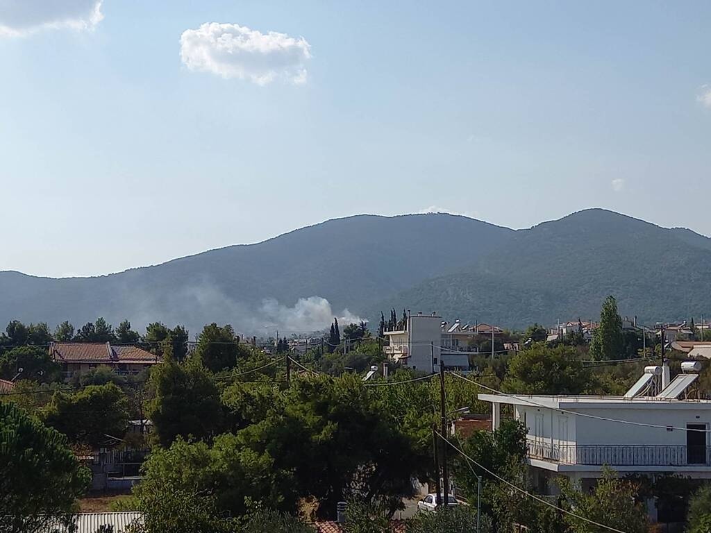 Φωτιά ΤΩΡΑ στην Πάρνηθα