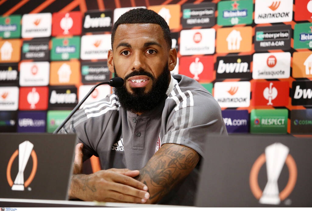 Εμβιλά: «Έτοιμος και αποφασισμένος για τη νίκη ο Ολυμπιακός»