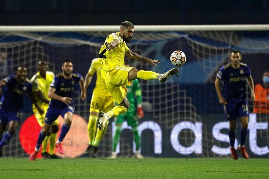 Champions League: Αθανασιάδης-Κολοβός, όπως Καραγκούνης-Κατσουράνης πριν από 15 χρόνια! (video)
