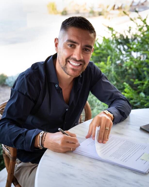 Καλλιθέα: Επίσημη η «βόμβα» με Μουνιέ (photos)