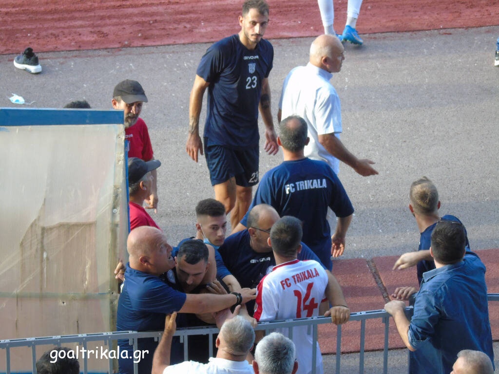 Εικόνες χάους σε φιλικό - Τρομερό ξύλο στο Τρίκαλα-Απόλλων Λάρισας (photos)