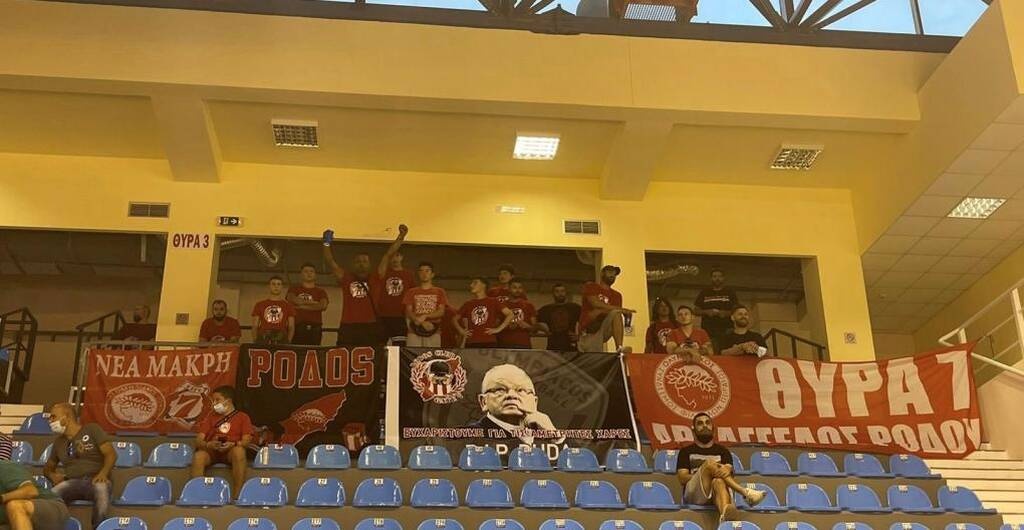 Ολυμπιακός: Με πένθος στη φανέλα