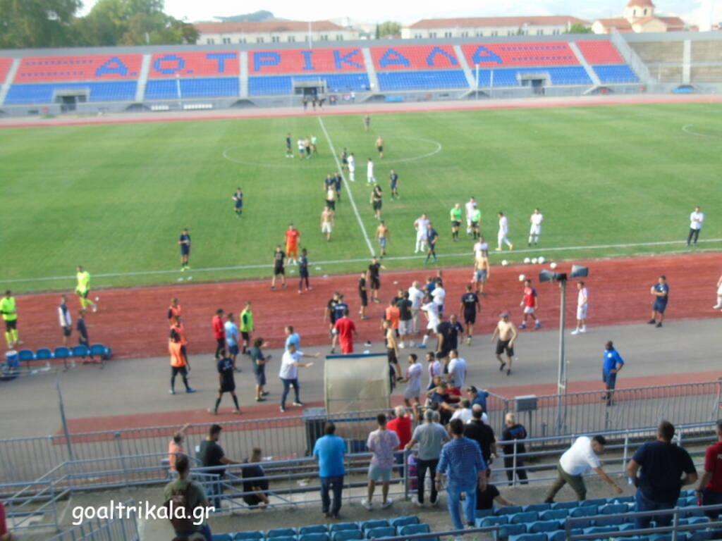 Εικόνες χάους σε φιλικό - Τρομερό ξύλο στο Τρίκαλα-Απόλλων Λάρισας (photos)