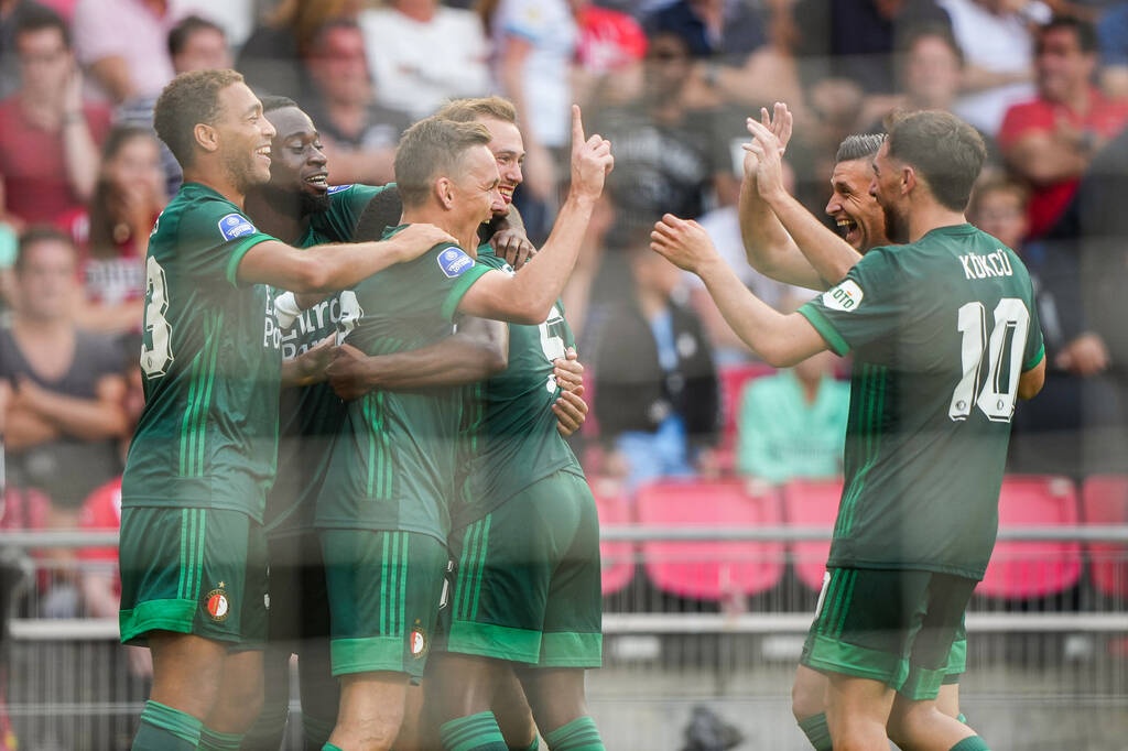 Eredivisie: Η Φέγενορντ σκόρπισε με τεσσάρα την Αϊντχόφεν! (video+photos)