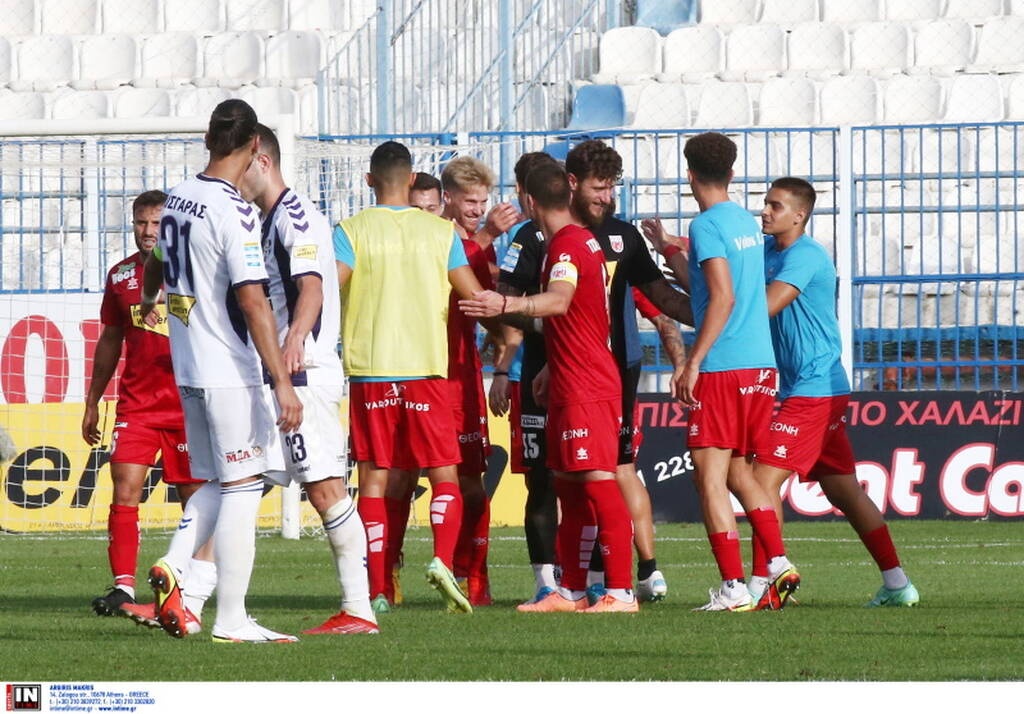 Ένταση με Μπέο στο Απόλλων Σμύρνης-Βόλος - Ανέβηκαν οι τόνοι στη Ριζούπολη (photos)