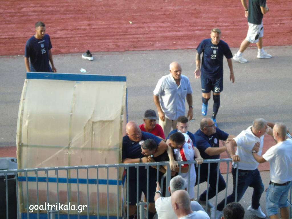 Τρίκαλα-Απόλλων Λάρισας: Οι αντιδράσεις μετά τα επεισόδια - O λόγος της σύρραξης (photos+video)