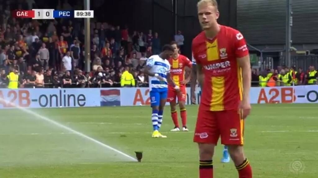 Άνοιξαν τα ποτιστικά την ώρα της αναμέτρησης