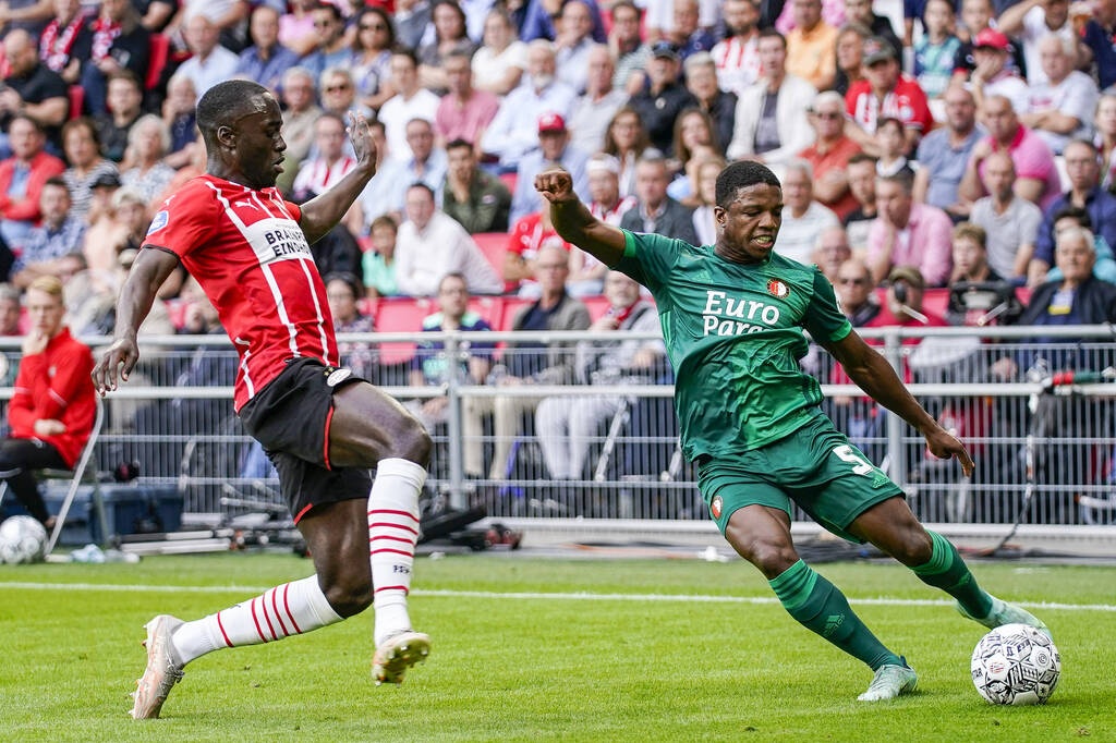 Eredivisie: Η Φέγενορντ σκόρπισε με τεσσάρα την Αϊντχόφεν! (video+photos)