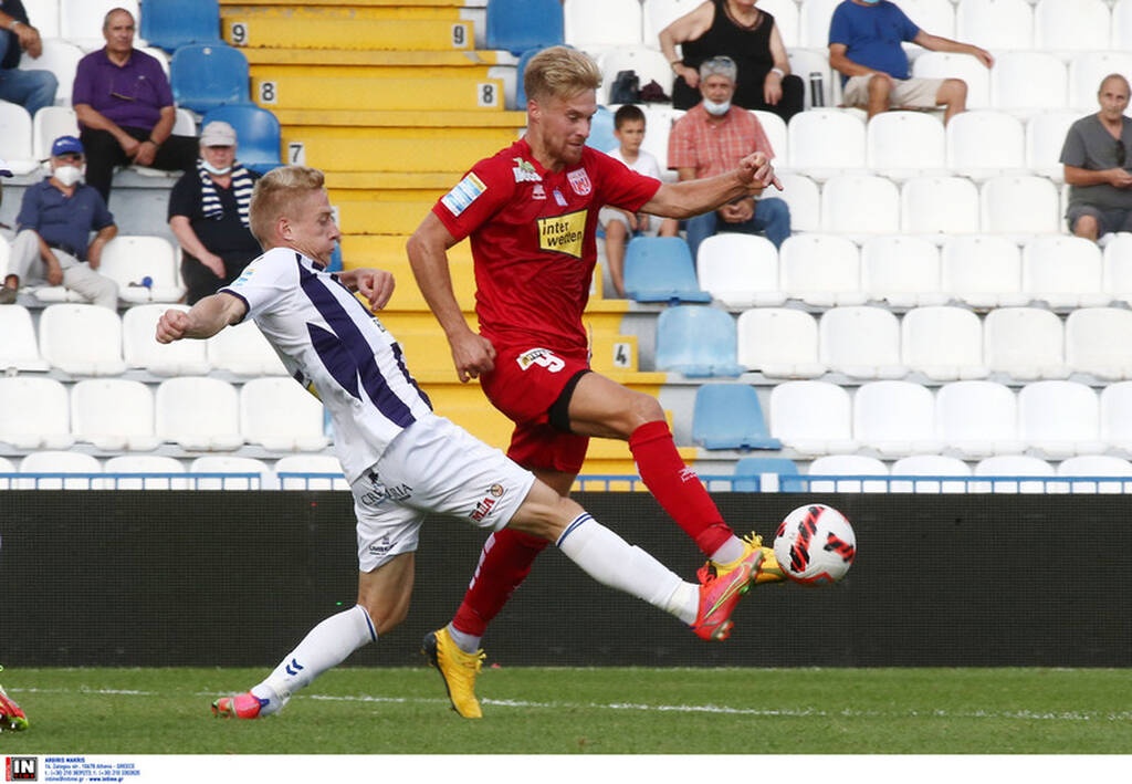 Βόλος: Ενθουσιασμός κι ενδιαφέρον του κόσμου για το ματς με τον Ατρόμητο (photos)