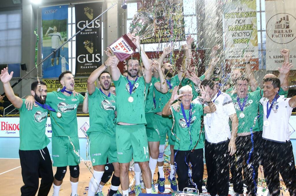 Παναθηναϊκός: Στον…ουρανό του «Π.Γιαννακόπουλος» η φανέλα του Σωτήρη Πανταλέοντα και τρία νέα λάβαρα