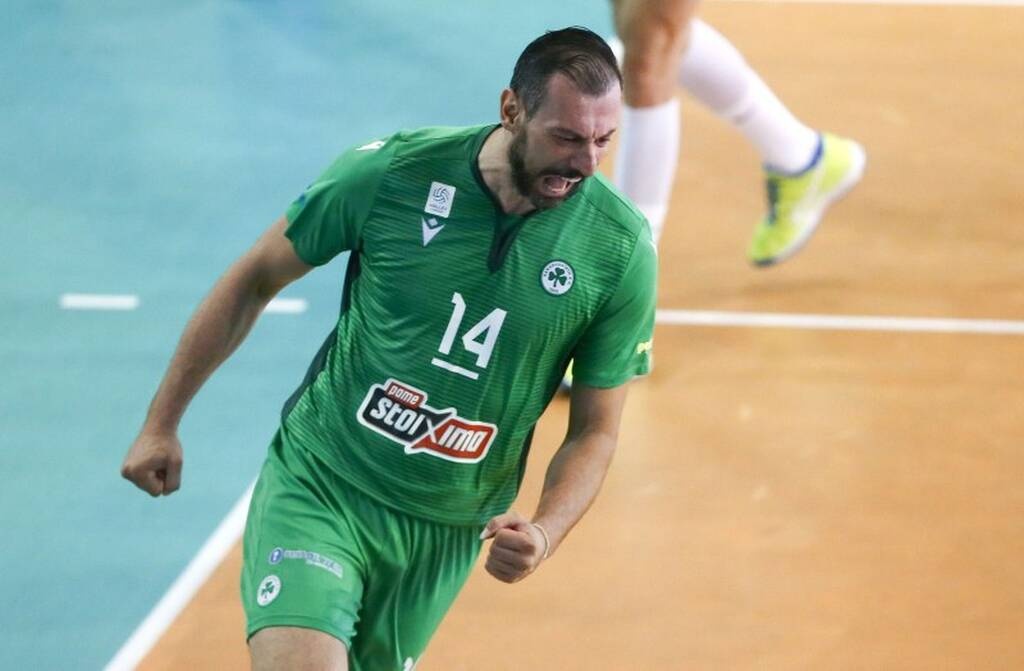 Παναθηναϊκός: Στον…ουρανό του «Π.Γιαννακόπουλος» η φανέλα του Σωτήρη Πανταλέοντα και τρία νέα λάβαρα