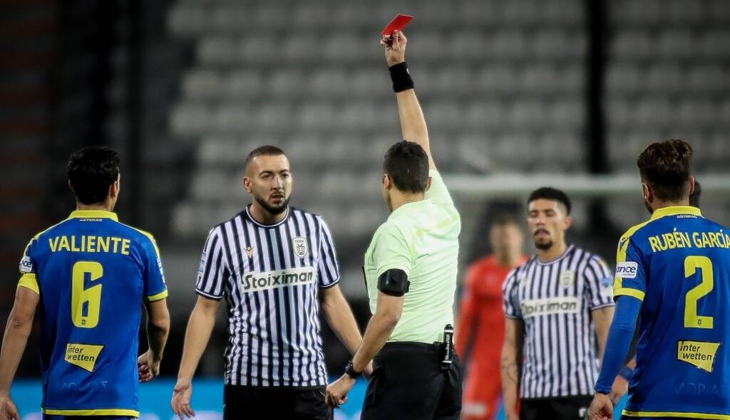 ΠΑΟΚ: Έστειλε μήνυμα για Κουμπαράκη-Φωτιά και παραμένει σε επιφυλακή!