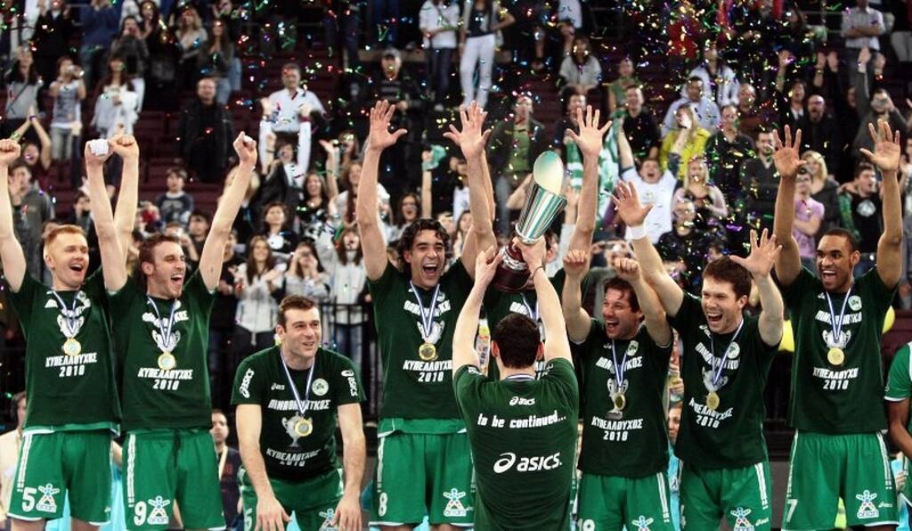 Παναθηναϊκός: Στον…ουρανό του «Π.Γιαννακόπουλος» η φανέλα του Σωτήρη Πανταλέοντα και τρία νέα λάβαρα