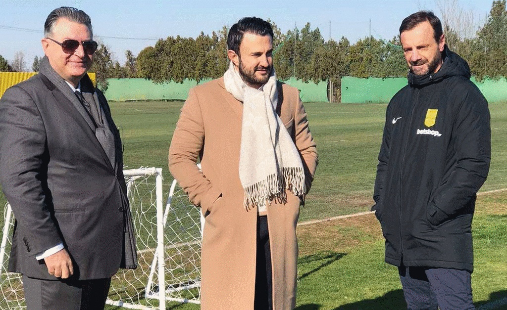 Άρης: Ο Καρυπίδης, η στήριξη σε Μάντζιο και ο Παναθηναϊκός
