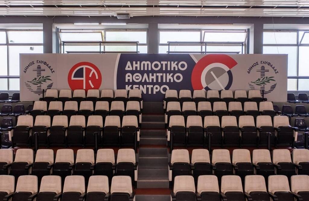 Το κλειστό της Γλυφάδας ανακαινίστηκε και έγινε αγνώριστο (photos)