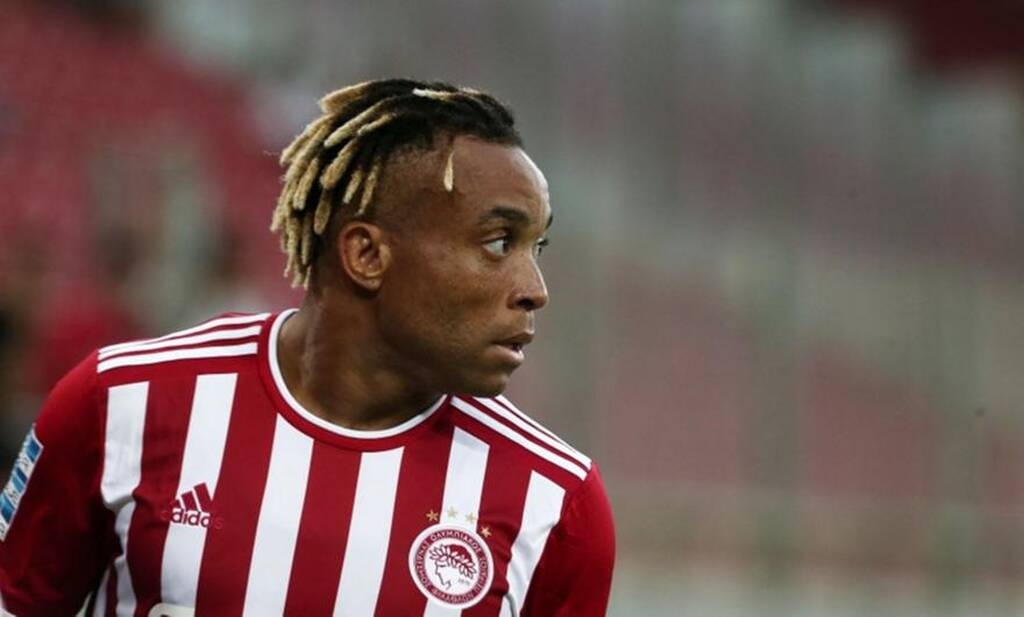 Ολυμπιακός: Εμπιστοσύνη Μαρτίνς σε Κουντέ - Βλέπει 11άδα ο Καμερουνέζος (photos)