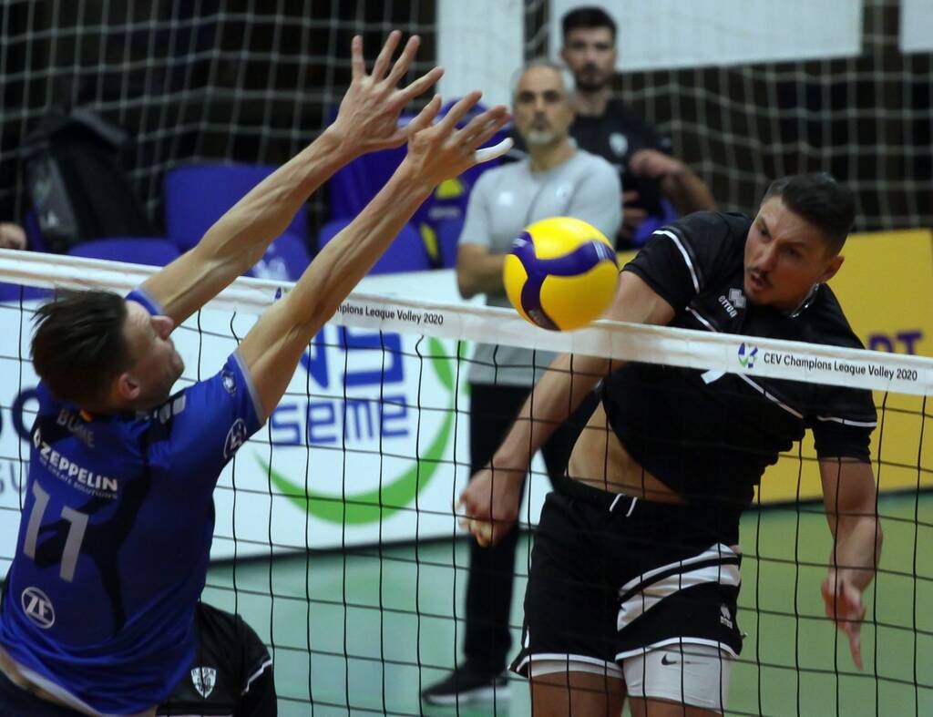 ΠΑΟΚ-Καλμαζίδης: «Τα δείγματα θετικά, αλλά πρέπει να βελτιώσουμε πολλά κομμάτια ακόμη» (photos)