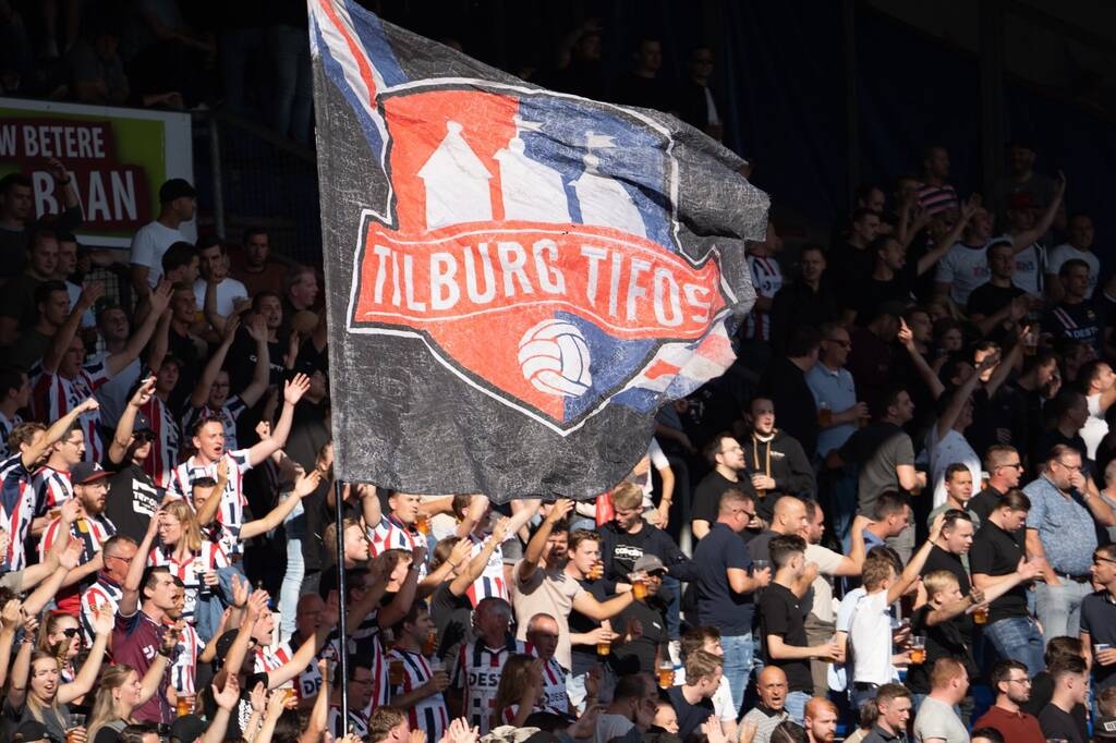 Eredivisie: Λύγισε την Αϊντχόφεν, στην κορυφή η Βίλεμ με Καμπετσή, Μιχελή! (photos)