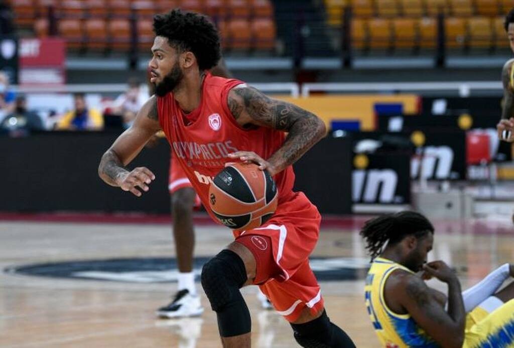 Ολυμπιακός - Περιστέρι 96-69: Σαν σε προπόνηση οι «ερυθρόλευκοι» λίγο πριν το τζάμπολ της Euroleague