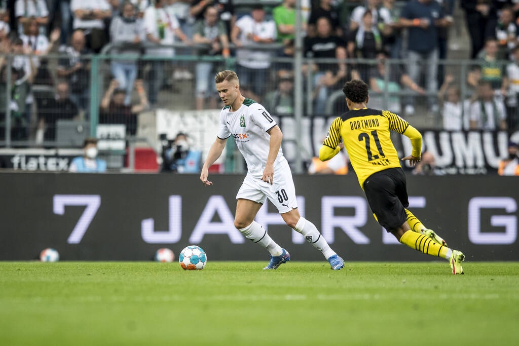 Bundesliga: Σεφτέ για Γκλάντμπαχ, απομάκρυνε την Ντόρτμουντ από την κορυφή (video+photos)