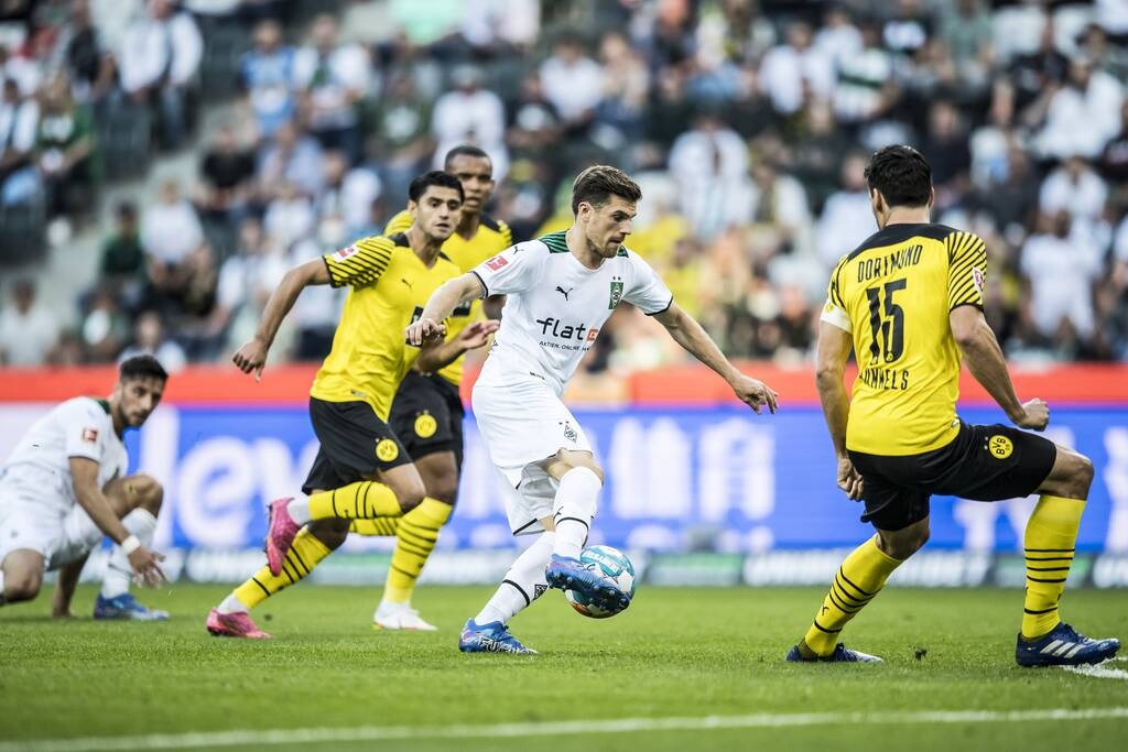 Bundesliga: Σεφτέ για Γκλάντμπαχ, απομάκρυνε την Ντόρτμουντ από την κορυφή (video+photos)