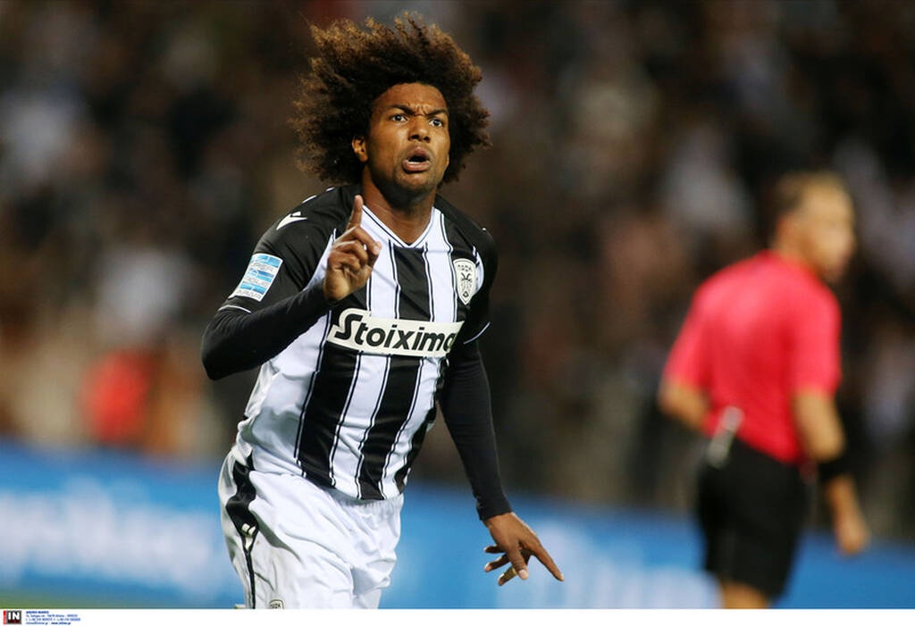 ΠΑΟΚ-ΑΕΚ: Η Τούμπα αποθέωσε τον Μπίσεσβαρ! (video+photos)